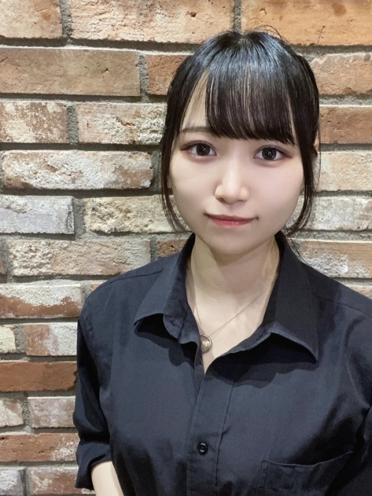 雨宮 琴葉(カット以外指名不可)