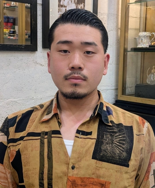 爰河泰介
