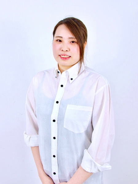 吉本 梨紗