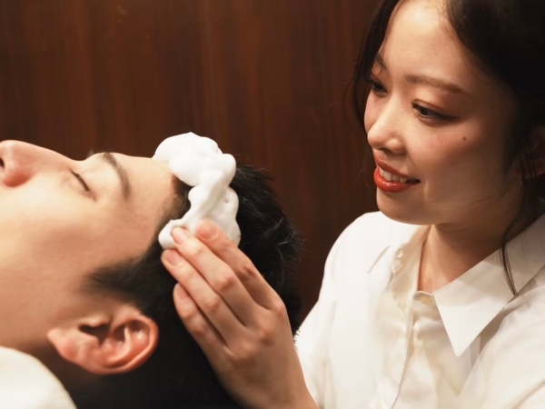 【30種類から選べる贅沢なリラクゼーションメニュー】